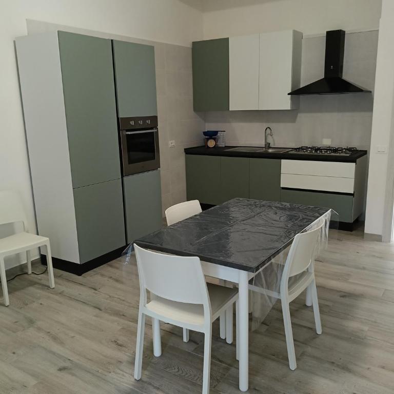 Sun & Moon - Appartamento con 2 Camere da Letto - 2