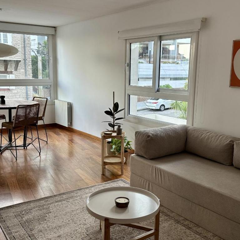 Depto Agustin - Depto Frente al Mar Zona Varese Para 4 PAX Con Cochera - Hola Sur - Apartamento de 1 dormitorio - 3