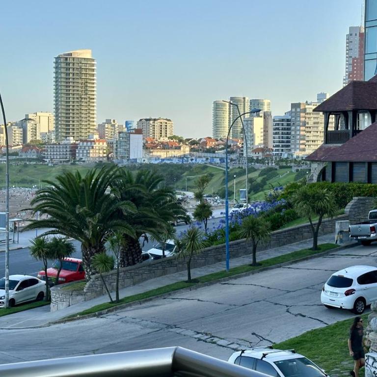 Depto Agustin - Depto Frente al Mar Zona Varese Para 4 PAX Con Cochera - Hola Sur - Apartamento de 1 dormitorio - 4