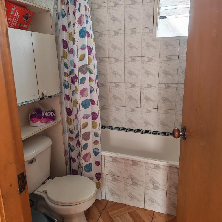 Casa interior en Puerto Montt - Four-Bedroom House - 4
