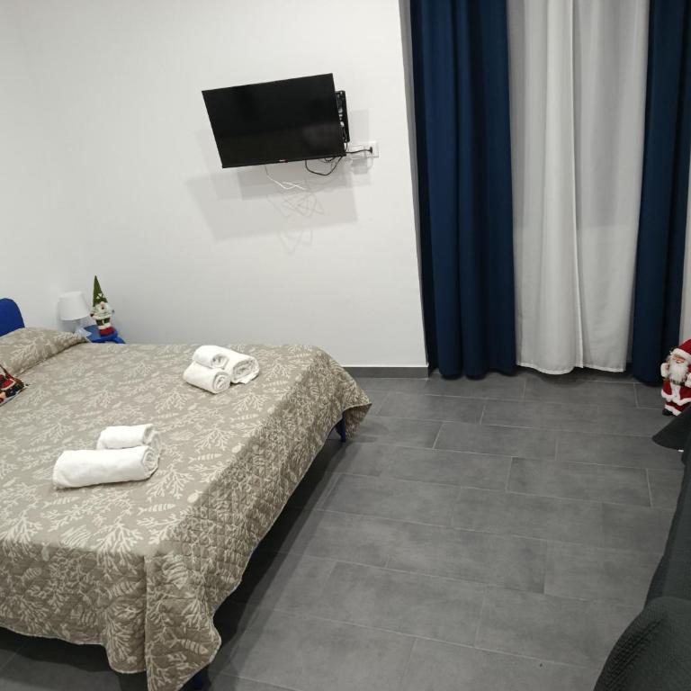 Garibaldi Palace - One-Bedroom Apartment with Balcony - 15