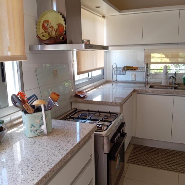 Mar y Luz - Three-Bedroom House - 3