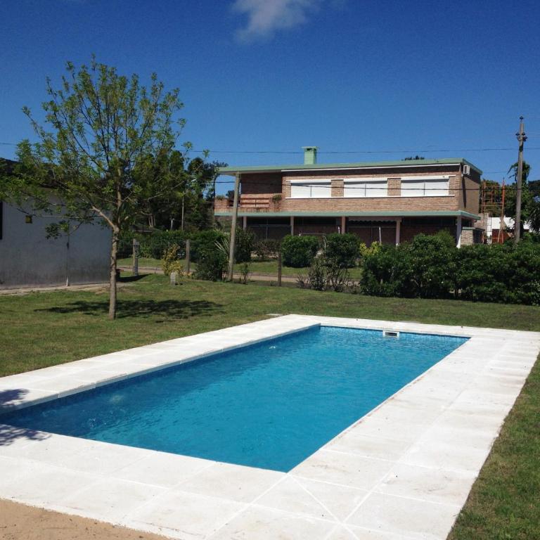 Mar y Luz - Three-Bedroom House - 1