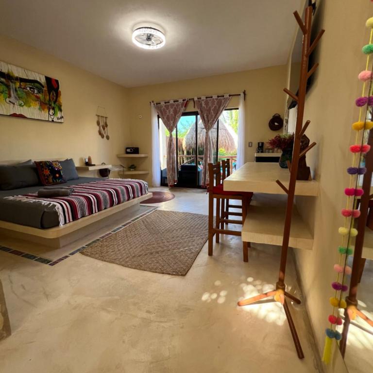 Island Escape for Groups Hosted by Atenea Holbox - Casa - 41