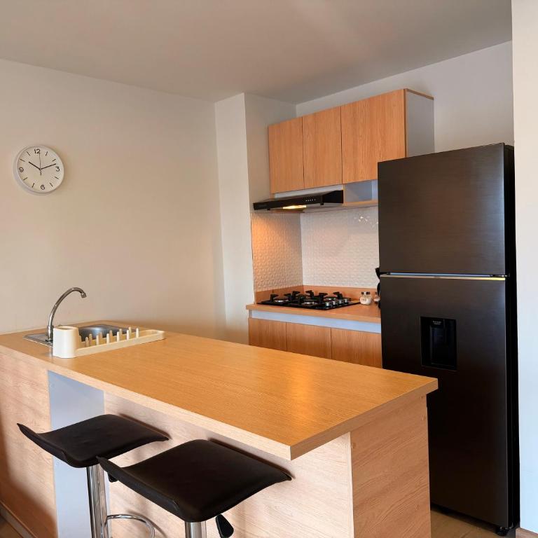 Artistico Loft Central con Balcón - Deluxe One-Bedroom Apartment with City View - 3