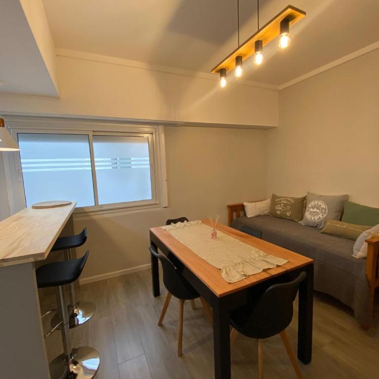Plaza Colón a 1 cuadra y media de la playa - One-Bedroom Apartment - 3