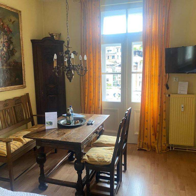 Villa Marktresidenz - Ihre Ferienwohnungen im Herzen von Berchtesgaden - Apartment mit 1 Schlafzimmer und Balkon - 4