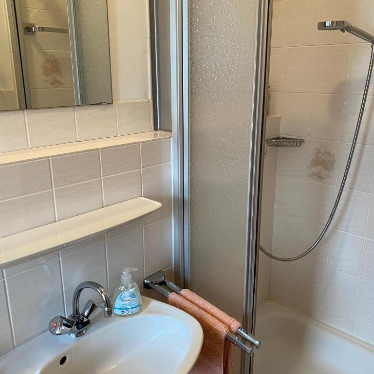 Villa Marktresidenz - Ihre Ferienwohnungen im Herzen von Berchtesgaden - Apartment mit 1 Schlafzimmer und Balkon - 7
