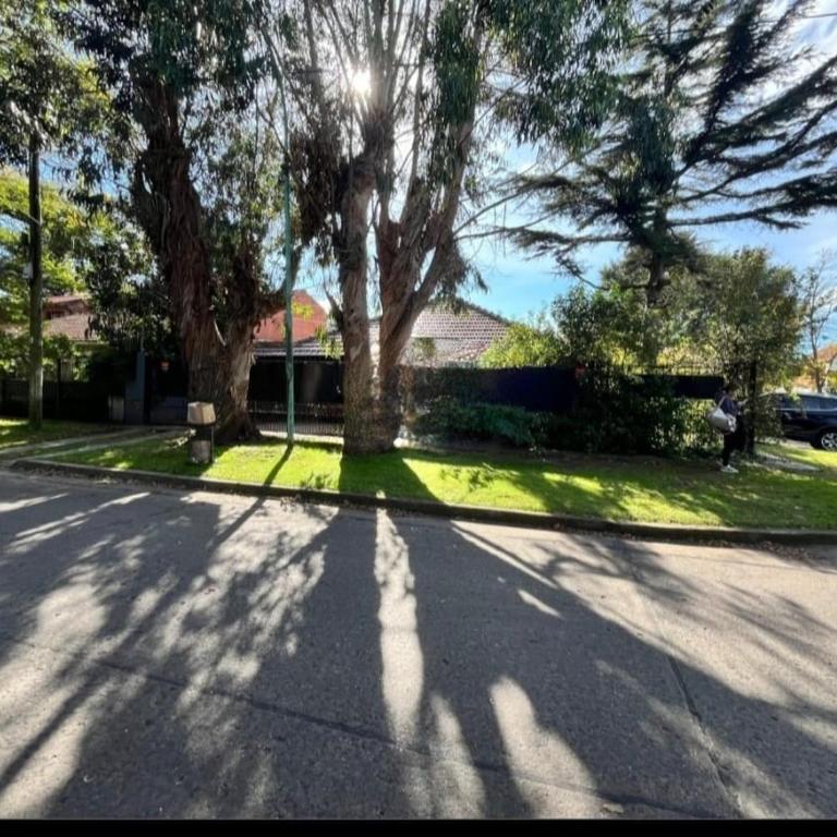 Excellent property, 6 blocks from the beach - Three-Bedroom House - 14