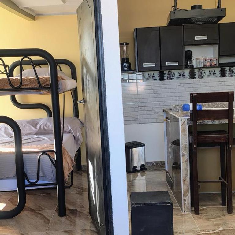Apartamento amoblado alquiler por noches, fin de semana, meses, ubicado en Ibagué 4 piso totalmente independiente - Apartamento de 2 dormitorios - 23