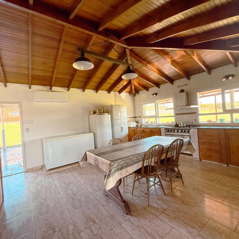 Casa Quinta Tandil - Five-Bedroom House - 4