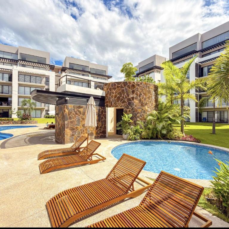 Puerto Vallarta Condominiums Apartment facing pool Security 24-7 Altea - Apartamento de 3 dormitorios - 72
