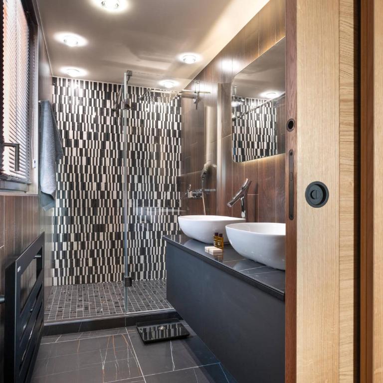 Chalet de luxe aux Arcs 1800 avec piscine intérieure et home cinéma - FR-1-866-7 - Chalet - 3