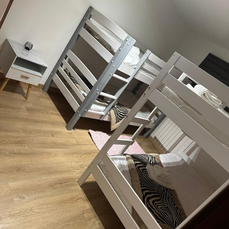 Apartment in a small house in Bourg Saint Maurice - Apartment mit 2 Schlafzimmern - 4