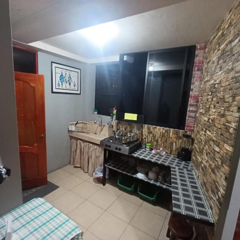 Centro Macas - Habitación Doble con baño privado - 2 camas - 2