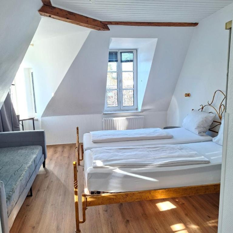 Laimer Hof am Schloss Nymphenburg - Dreibettzimmer - 12