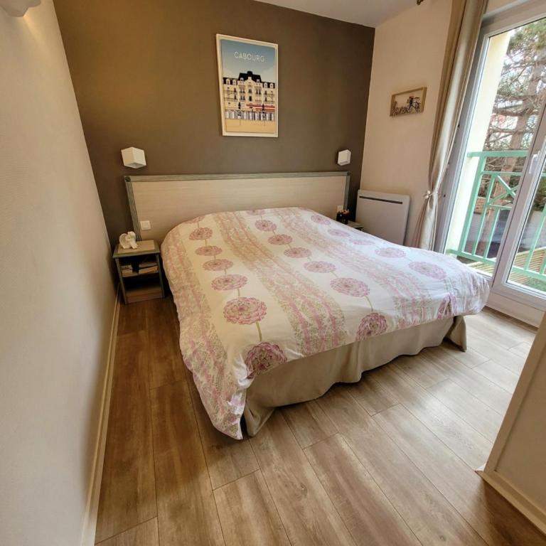 200m de la mer Piscine WIFI T3 38 m2 6 pers 2 chambres Ascenseur - Appartement 2 Chambres - 21
