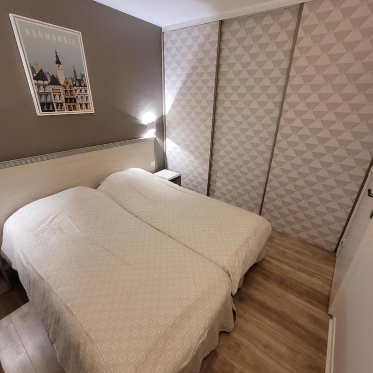 200m de la mer Piscine WIFI T3 38 m2 6 pers 2 chambres Ascenseur - Appartement 2 Chambres - 31