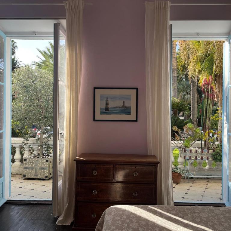 Beautiful garden apartment steps from the beach - Appartement 2 Chambres - 14