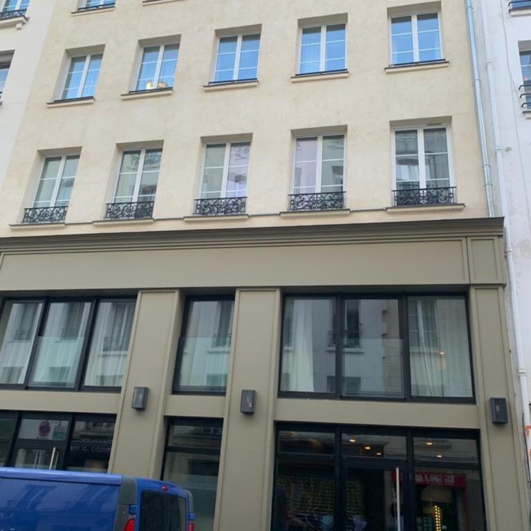 UrbanFlat 132 - Superbe appartement de 4 chambres dans le centre - Apartment - 16
