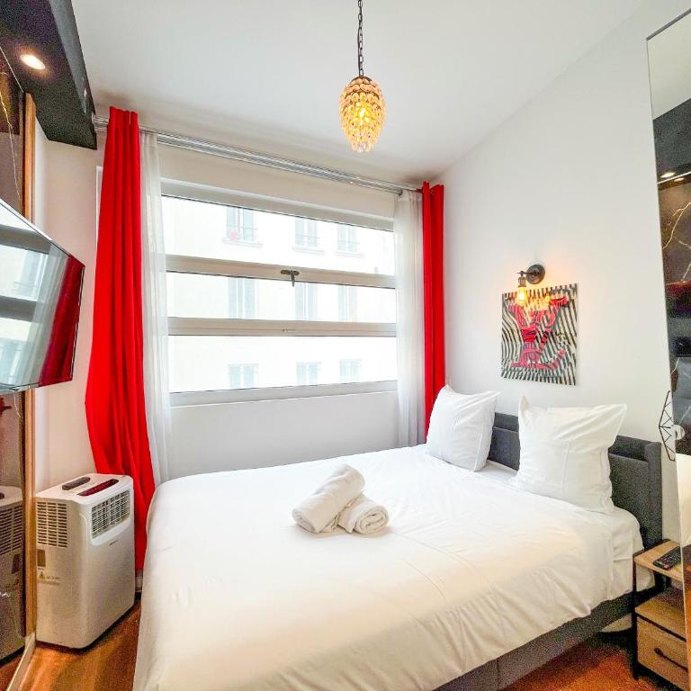 UrbanFlat 115 - Grand Duplex dans le centre de Paris - Apartment - 21