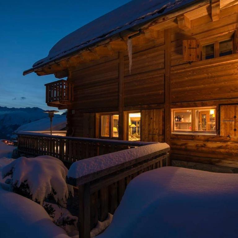 Refined Verbier Chalet With Scenic Views - Appartement - 31