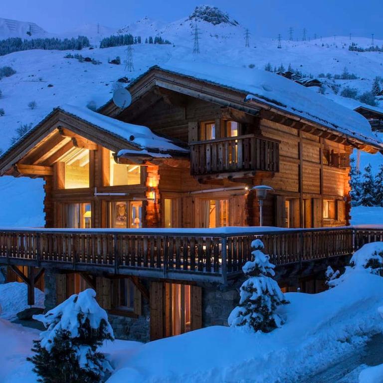 Refined Verbier Chalet With Scenic Views - Appartement - 32