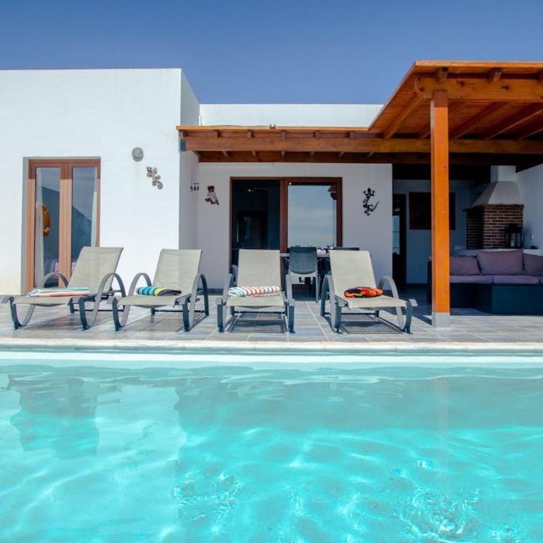 3 bedroom villa with pool and jacuzzi - Casa - 31
