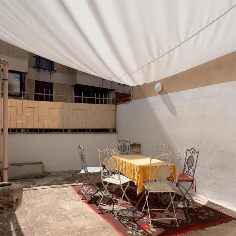 Volte e cementine centro storico Lecce - Casa con 1 Camera da Letto - 6