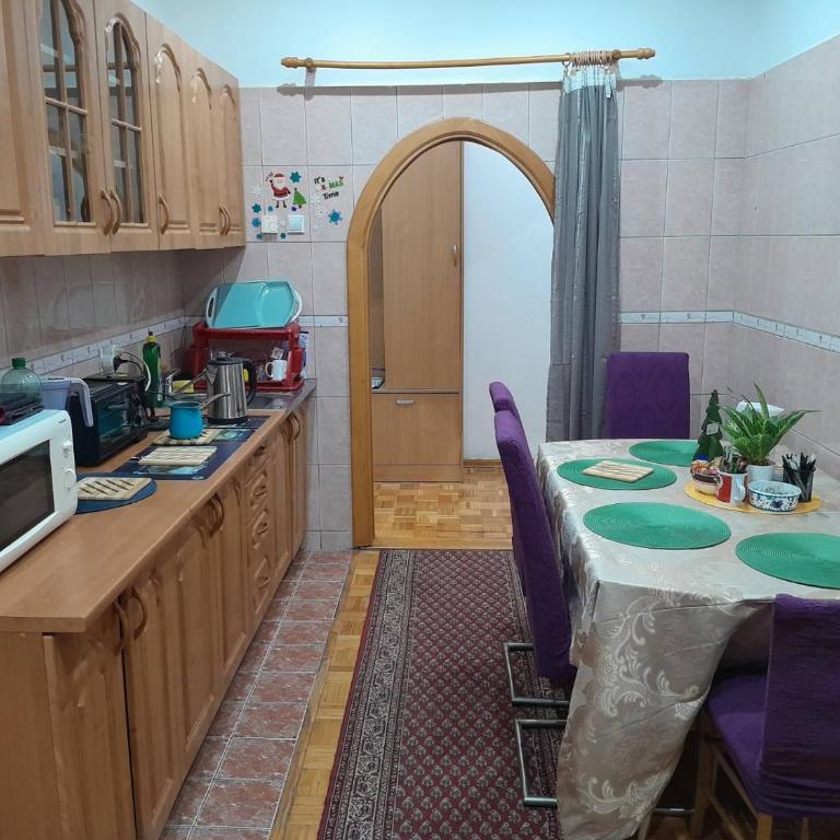 Sunflower - One-Bedroom Apartment - 4