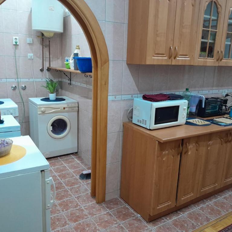 Sunflower - One-Bedroom Apartment - 6
