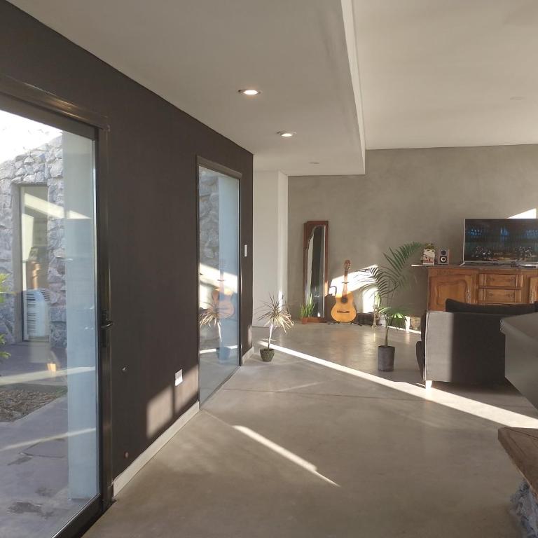 Casa de campo minimalista en la Victoria Polo club - One-Bedroom House - 6