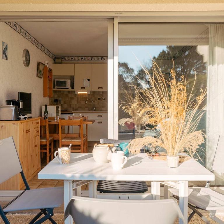 Studio cabine à 50m de la plage avec terrasse et parking, Carnac - FR-1-477-119 - Studio - 1
