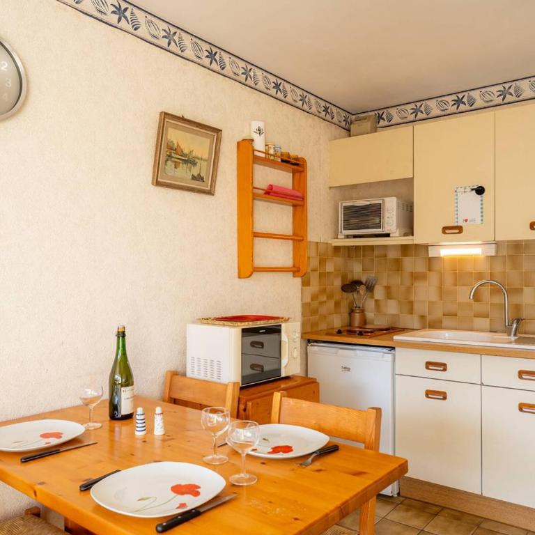Studio cabine à 50m de la plage avec terrasse et parking, Carnac - FR-1-477-119 - Studio - 12