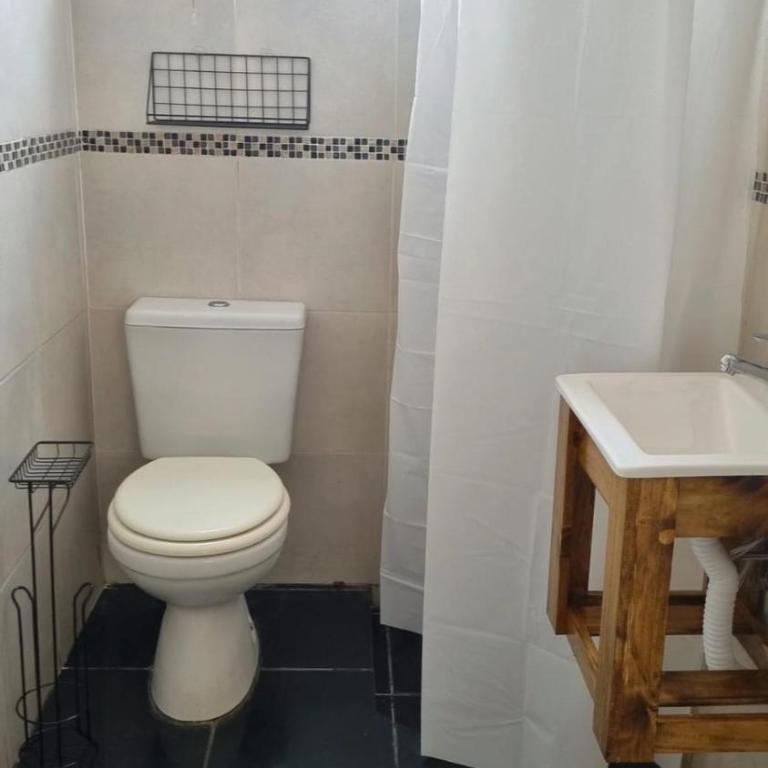 Depto Güemes a 7 cuadras de la playa, PB, con patio - Apartamento de 2 dormitorios - 8