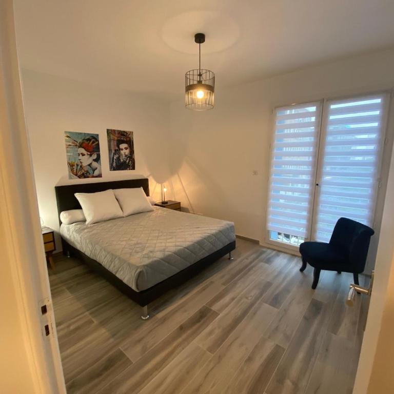 Calvi apartment 75 m2 city center - Appartement - 31