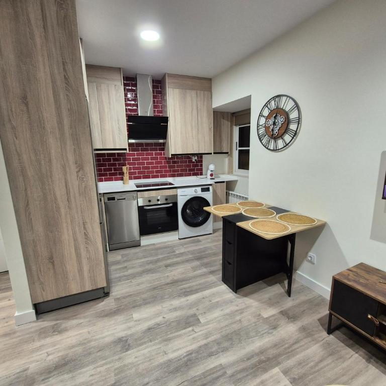 Escola - Apartamento de 2 dormitorios - 18