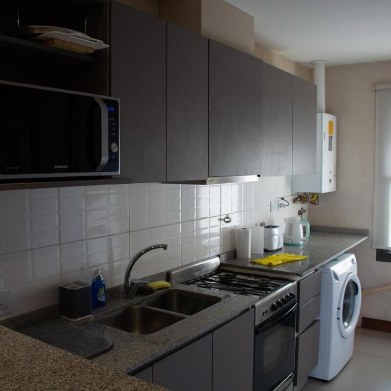 Depto p 6 Personas Agradable y Vistoso con Cochera - Apartamento de 2 dormitorios - 5