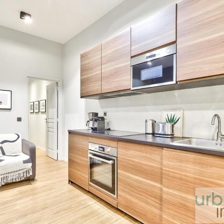 UrbanFlat 140 - Beautiful Duplex apartment in Saint-Germain des Pres - Appartamento - 6