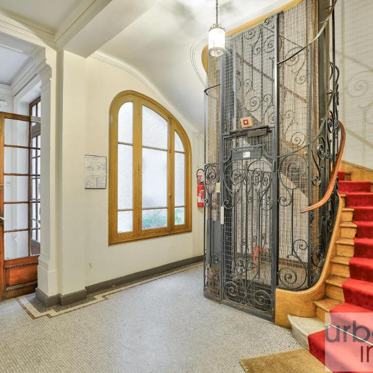 UrbanFlat 140 - Beautiful Duplex apartment in Saint-Germain des Pres - Appartamento - 15