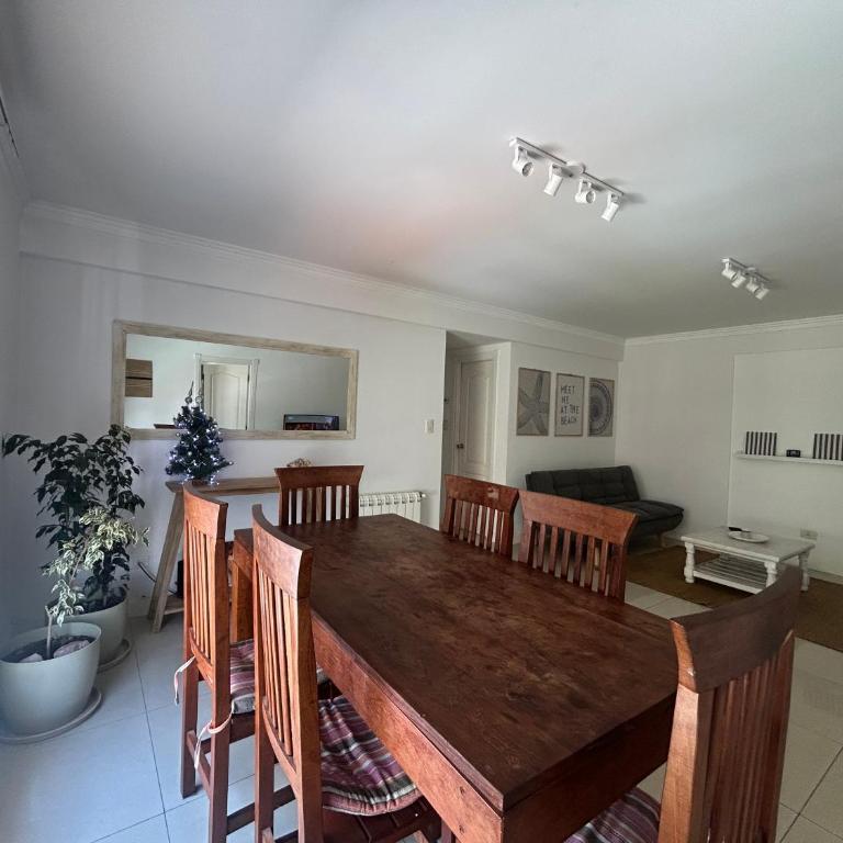 Departamento 3 amb zona Güemes con cochera cubierta - Apartamento de 2 dormitorios - 6