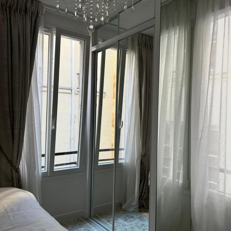 Petit cocon sur Ile St Louis - Studio Deluxe - 8