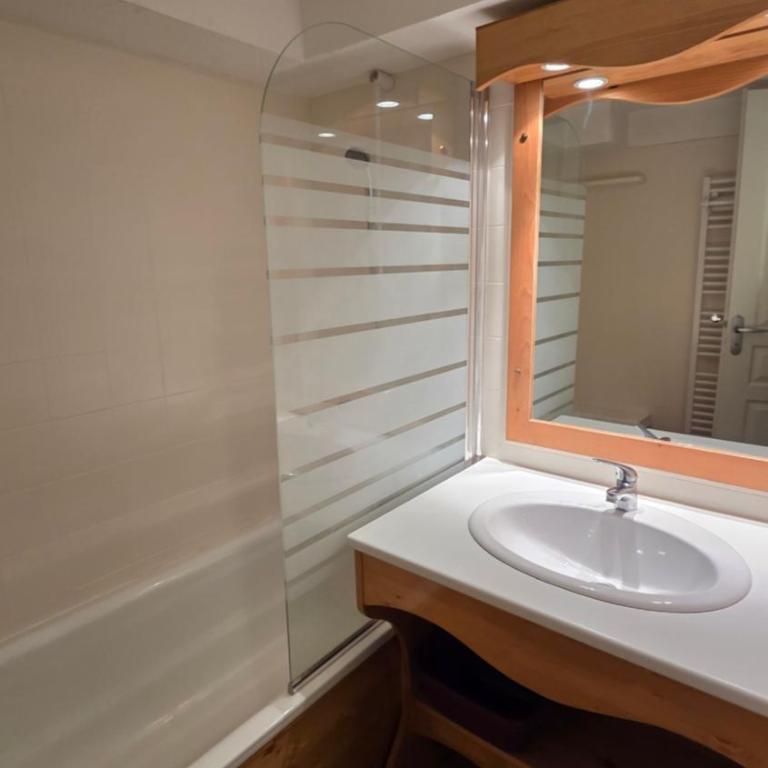 Agréable Logement 4 pers - Pied de piste - Appartement 2 Chambres - 6