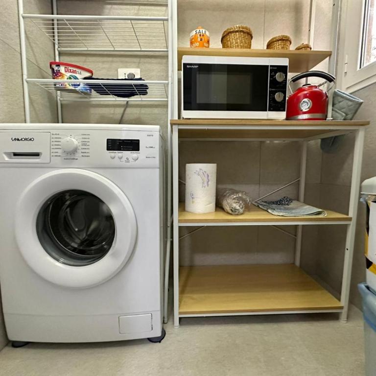 Lucania Azzurra Apartment, Elegante e Confortevole, con Metro M3 sotto casa, collegamento diretto a Duomo di Milano e Stazione Centrale - Appartamento con 1 Camera da Letto - 33