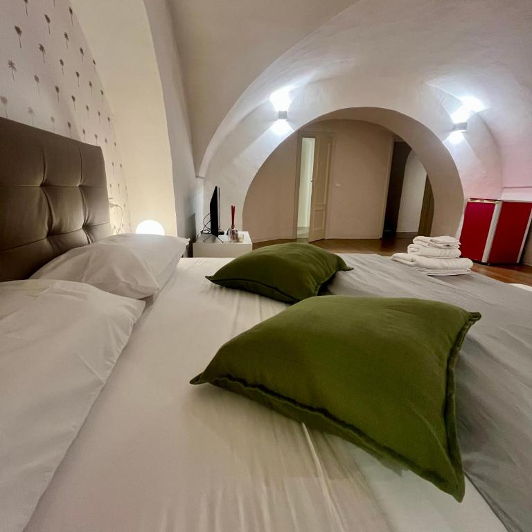 VagaLuna Short Stay - Triple Room with Private Bathroom - 5