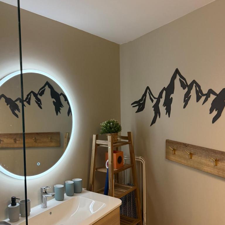 Studio Les Chalmettes 4 Personnes au pied des Pistes Wifi - Balcon - Parking - Apartamento de 1 dormitorio con balcón y vistas a la montaña - 14