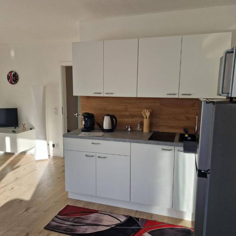 40 m2 Appartement Nürnberg Ost mit Balkon 8 Min by car to Expo Modern Stay Highspeed WLAN Quiet and Green - Apartment mit 1 Schlafzimmer - 10