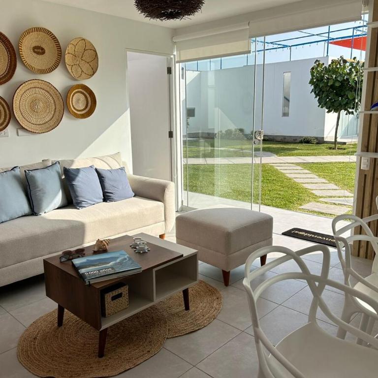 Casa de Playa en Puerto Viejo, Condominio Kalua - Four-Bedroom House - 1