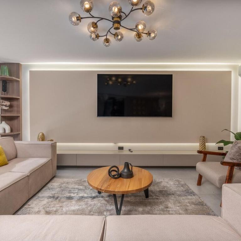 Amazing apartment with Private Luxury Sauna Jacuzzi Steam Room Pool Table - Apartment with Garden View - 5