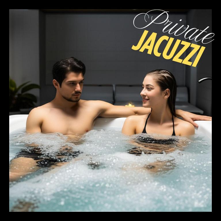Amazing apartment with Private Luxury Sauna Jacuzzi Steam Room Pool Table - Apartment with Garden View - 36